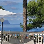 Nunziatella Badia Feriehus *