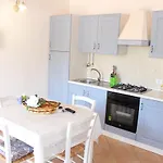 Nunziatella Badia Feriehus Trappeto (Sicily)