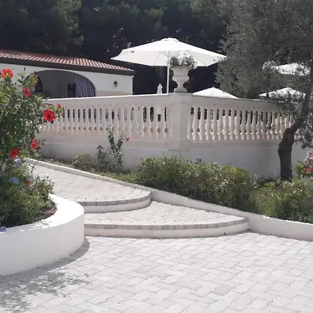 Nunziatella Badia Holiday home *