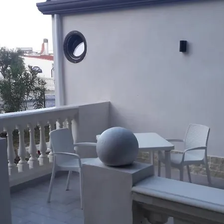 Nunziatella Badia Ferienhaus Trappeto (Sicily)