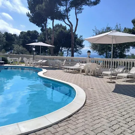 Nunziatella Badia Holiday home *